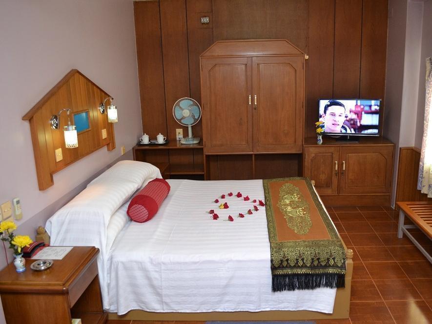 Royal City Hotel Μανταλέι Εξωτερικό φωτογραφία
