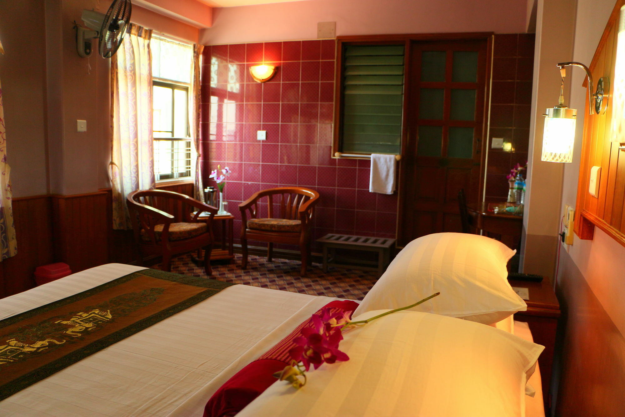 Royal City Hotel Μανταλέι Εξωτερικό φωτογραφία