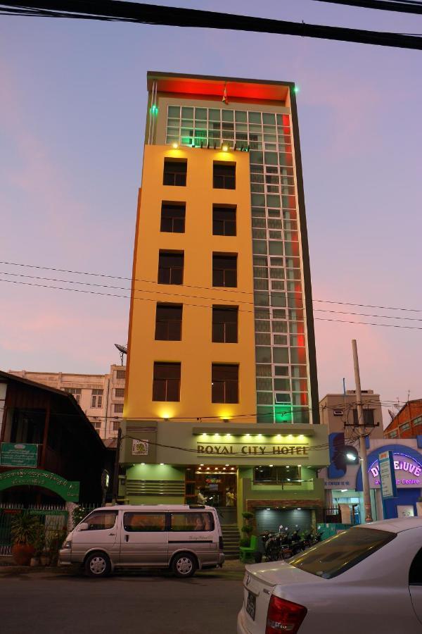 Royal City Hotel Μανταλέι Εξωτερικό φωτογραφία
