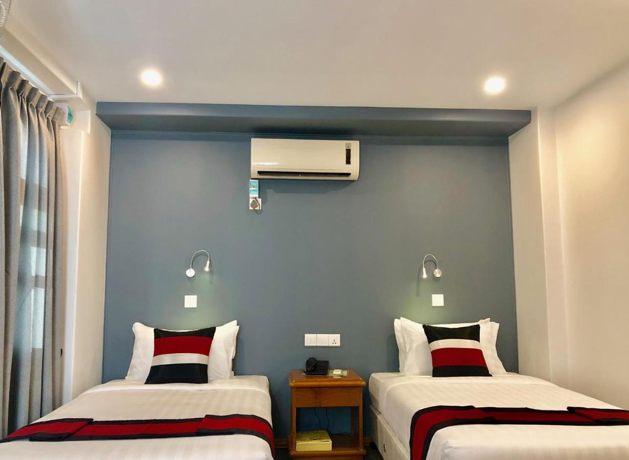 Royal City Hotel Μανταλέι Εξωτερικό φωτογραφία