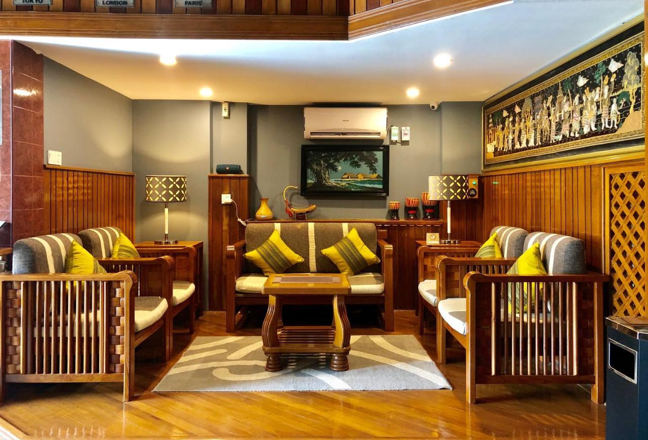 Royal City Hotel Μανταλέι Εξωτερικό φωτογραφία